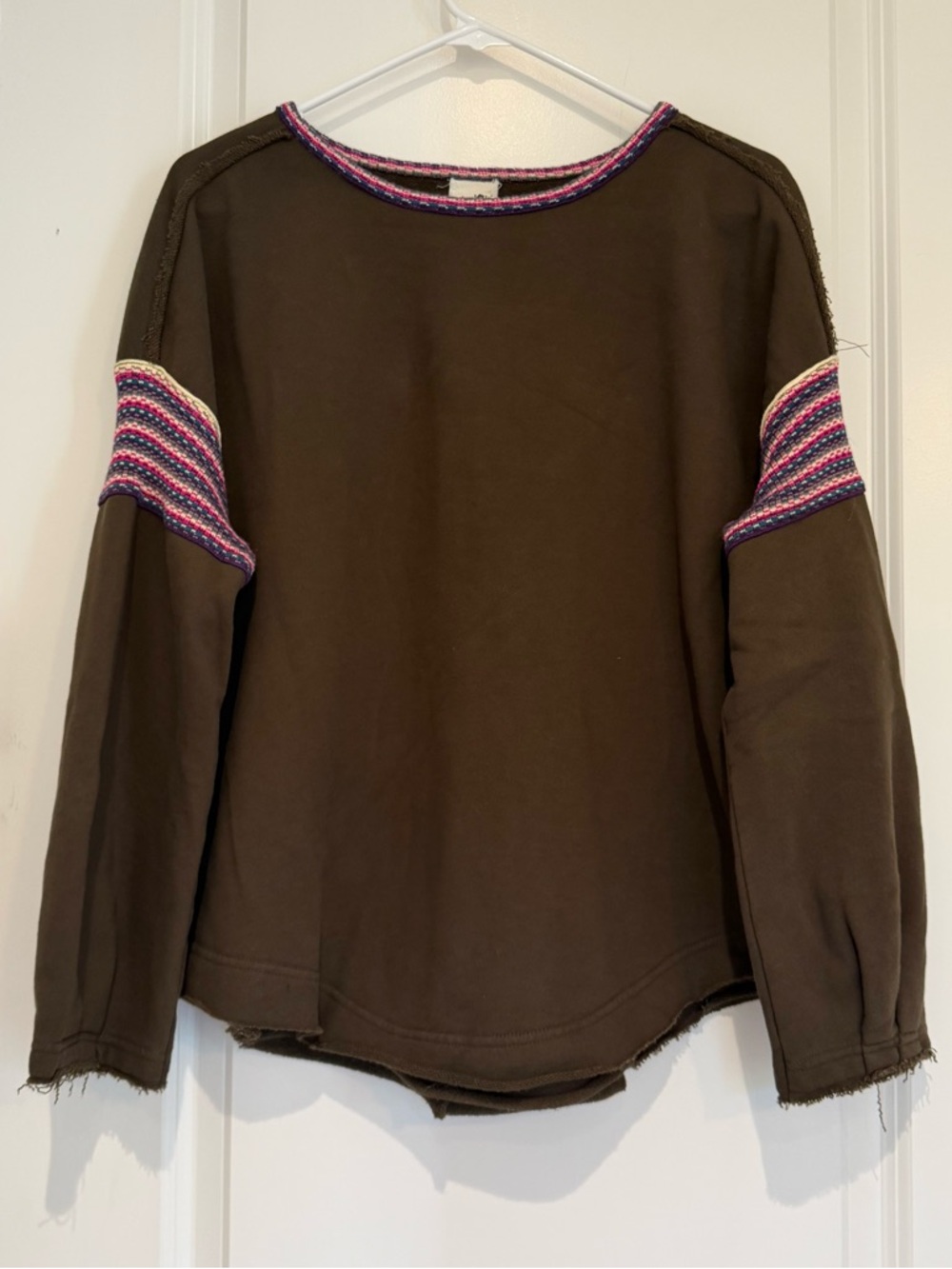 NATURAL LIFE Brown Pullover with Pink Purple Teal Knit Accents Women’s L/XL